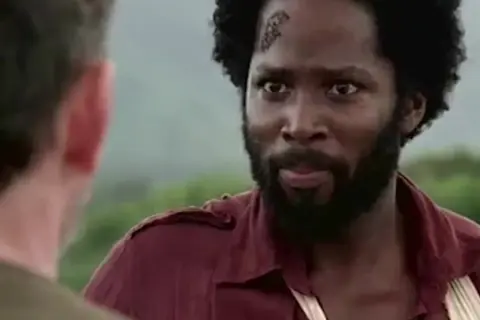Harold Perrineau in un momento intenso di un film o programma TV.