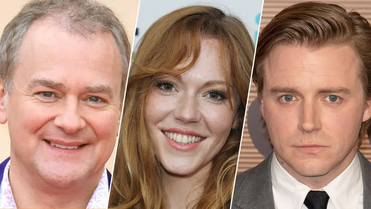 Il cast di Gold &ndash; La grande truffa: un uomo con capelli radi, una donna con capelli rossi e lentiggini, e un uomo con occhi azzurri.